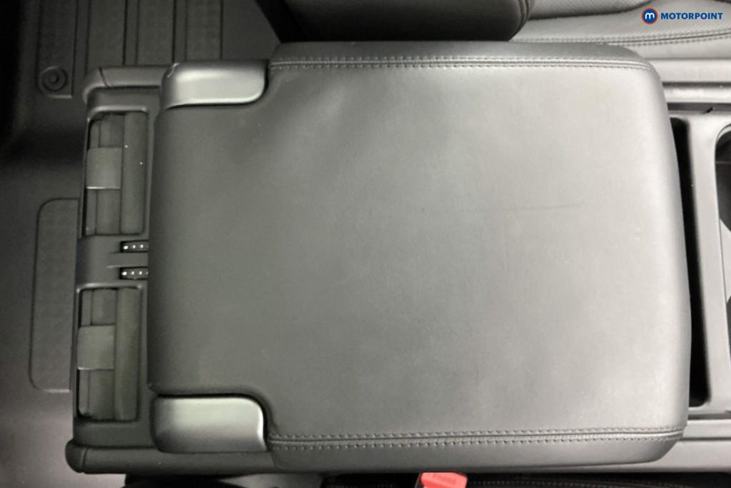 Used Land Rover Defender 2021 for sale - 77006272: Photo 25