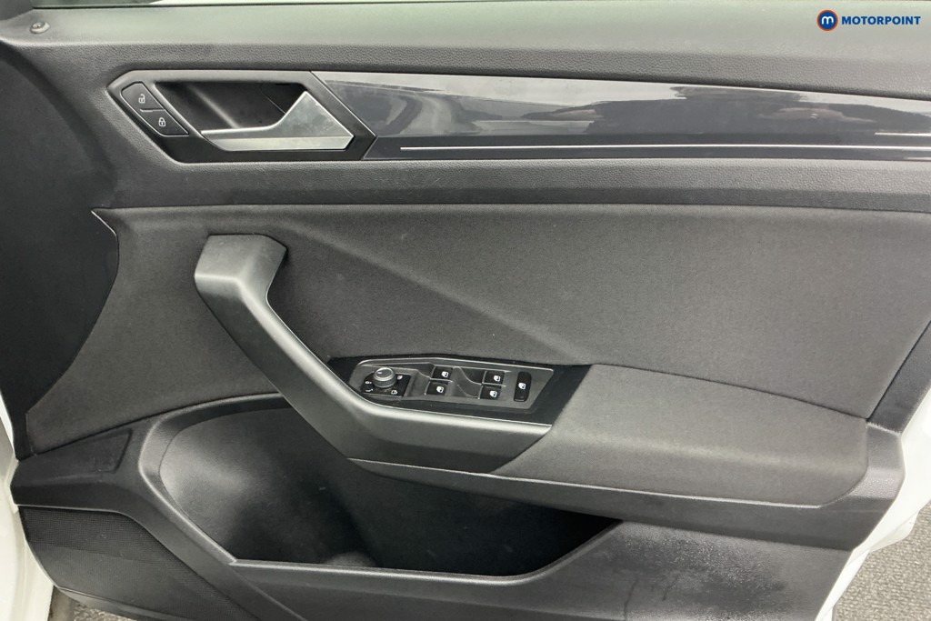 Used Volkswagen T-Roc 2020 for sale - 76697246: Photo 29