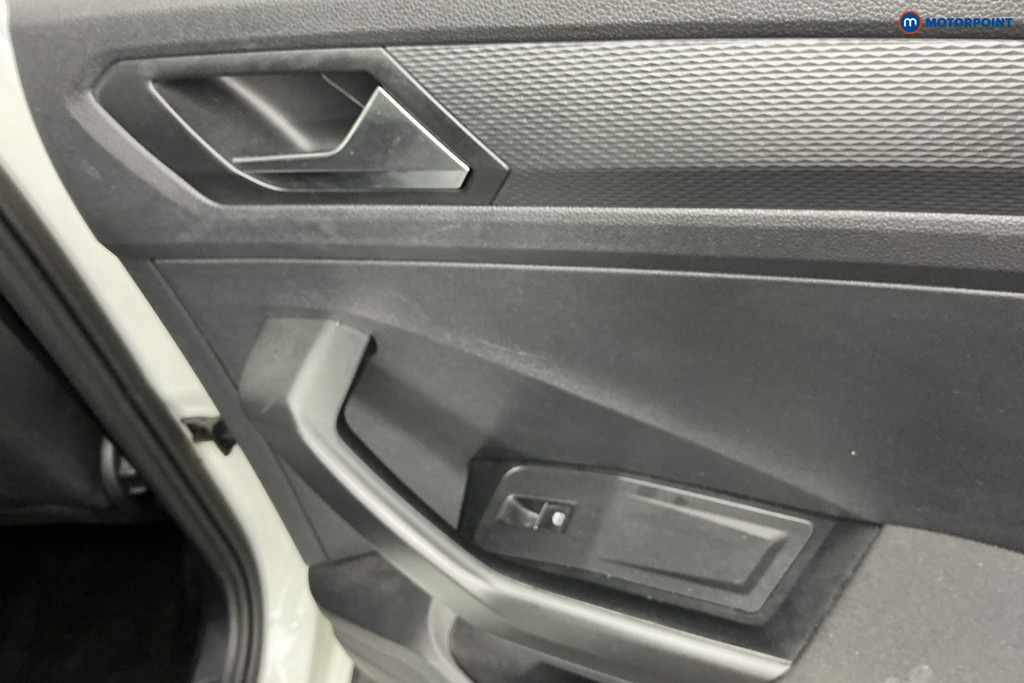 Used Volkswagen T-Roc 2020 for sale - 76697246: Photo 32