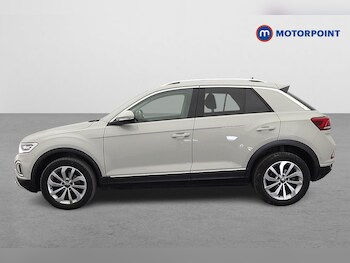 Used Volkswagen T-Roc 2023 for sale - 78340895: Photo