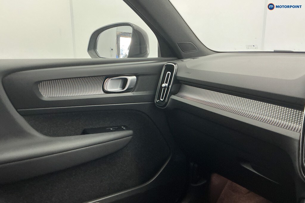 Used Volvo XC40 2021 for sale - 77946524: Photo 30