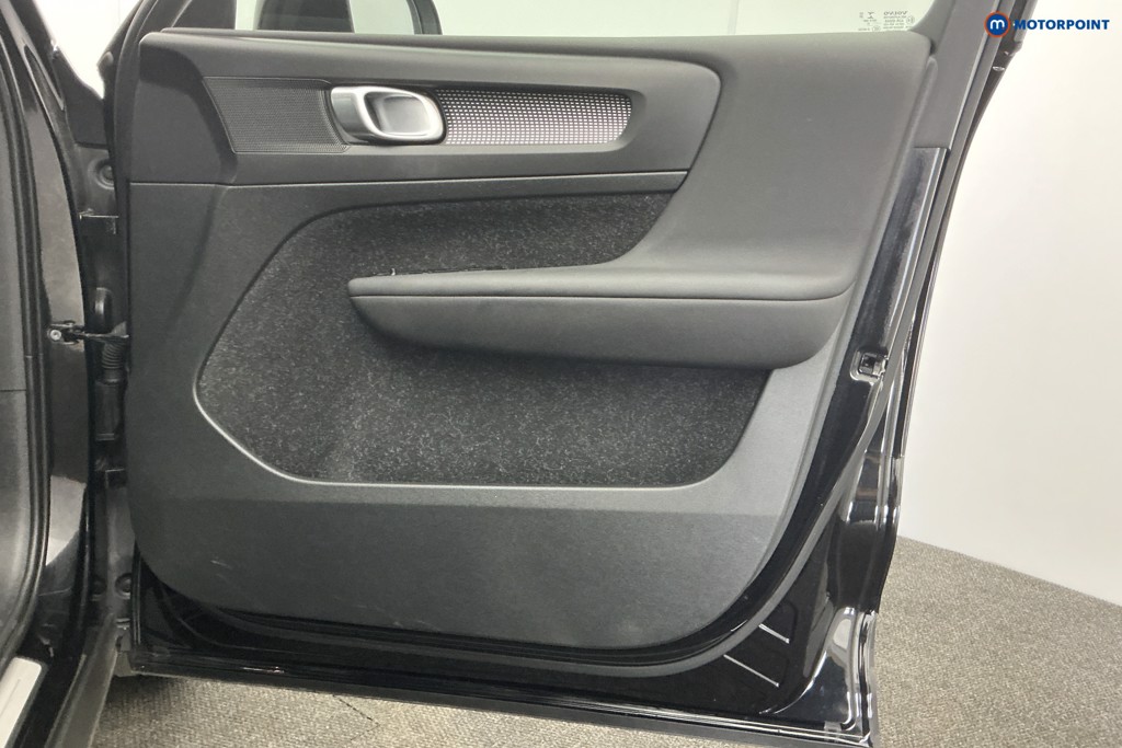 Used Volvo XC40 2021 for sale - 77946524: Photo 34