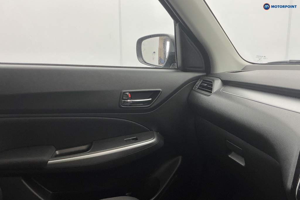 Used Suzuki Swift 2021 for sale - 78061673: Photo 30