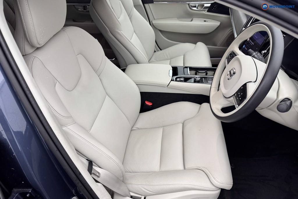Used Volvo S90 2023 for sale - 76162376: Photo 13