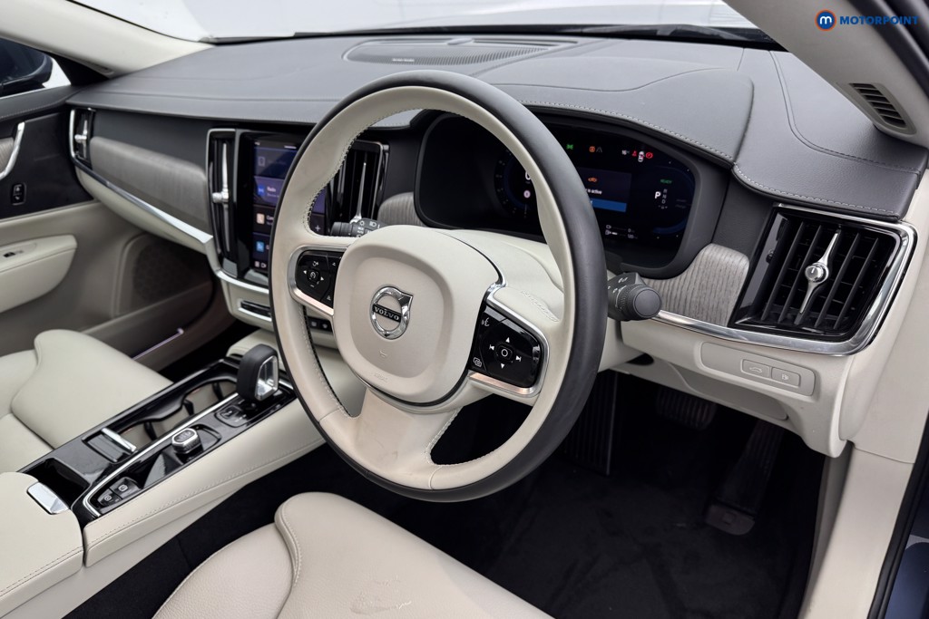 Used Volvo S90 2023 for sale - 76162376: Photo 15