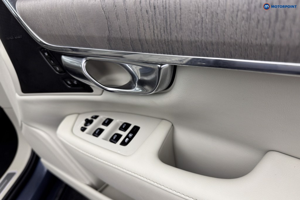 Used Volvo S90 2023 for sale - 76162376: Photo 30