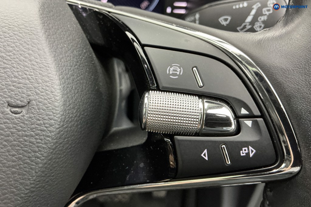 Used Skoda Karoq 2021 for sale - 77002232: Photo 33