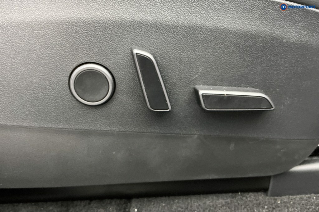 Used Tesla Model Y 2023 for sale - 77045919: Photo 23