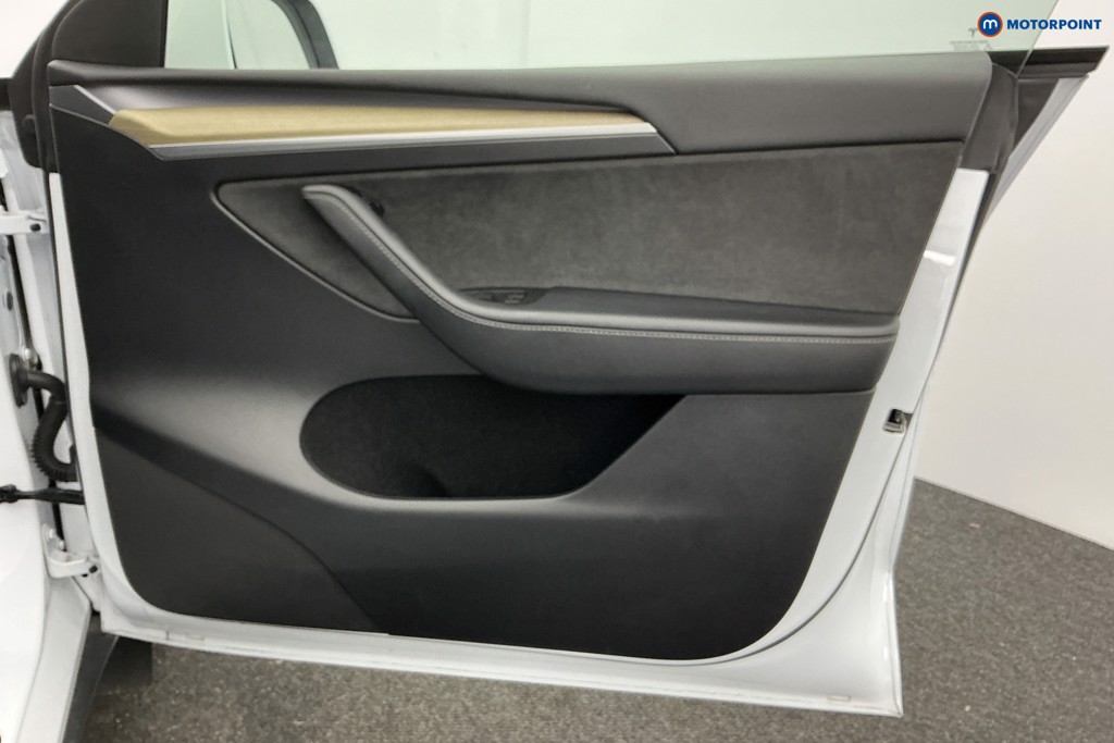 Used Tesla Model Y 2023 for sale - 77045919: Photo 32