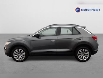 Used Volkswagen T-Roc 2019 for sale - 77533472: Photo