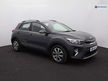 Used Kia Stonic 2023 for sale - 76494879: Photo