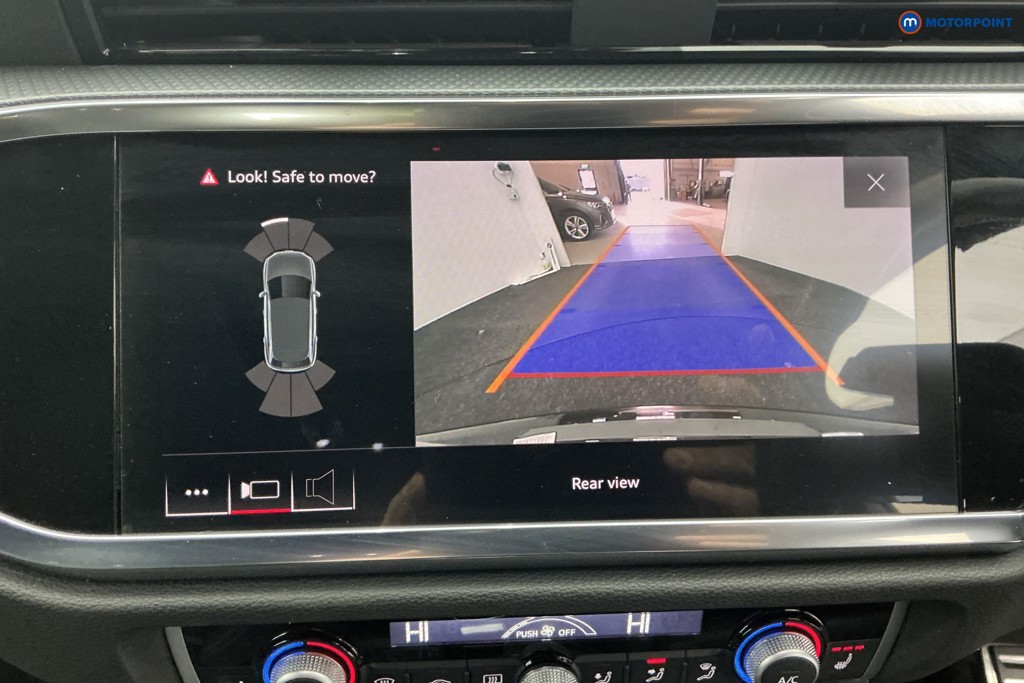 Used Audi Q3 2020 for sale - 76628322: Photo 10