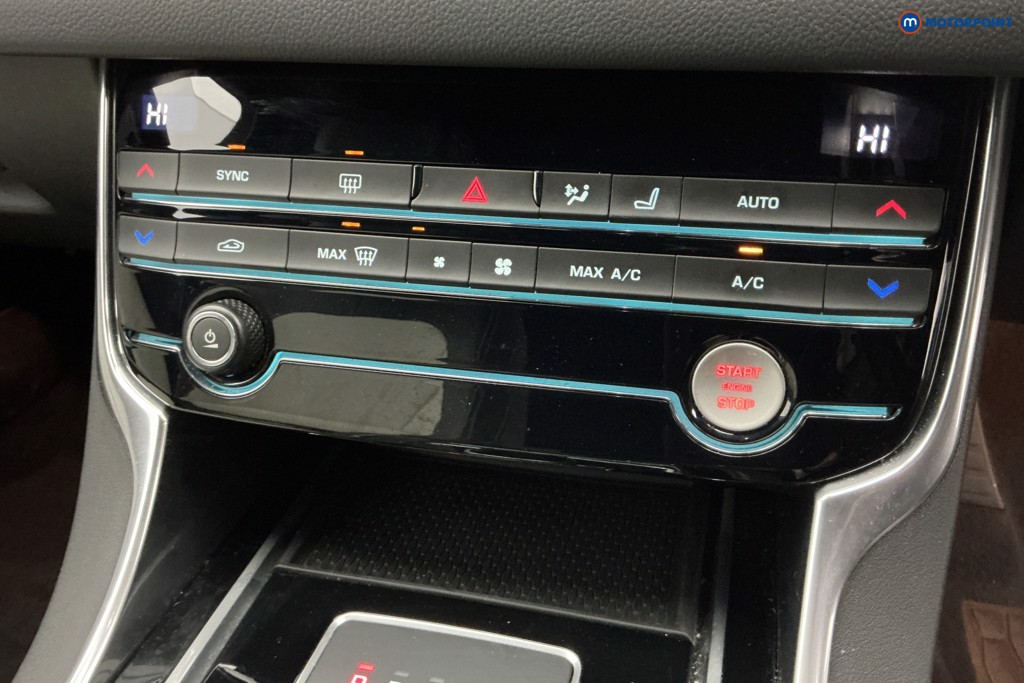 Used Jaguar XF 2018 for sale - 78199580: Photo 25