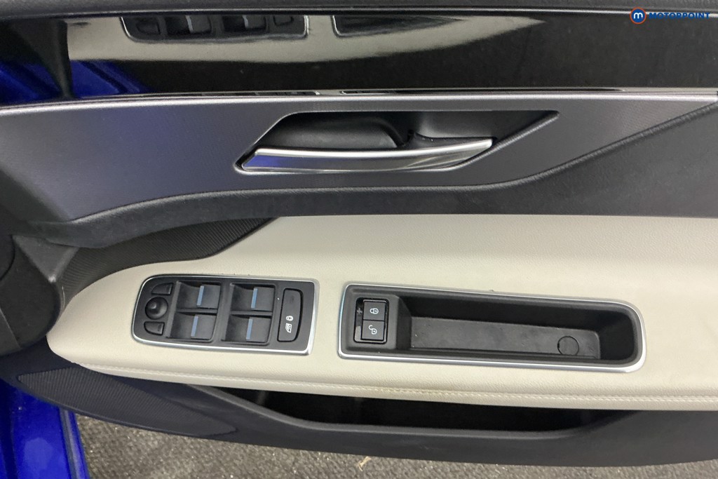 Used Jaguar XF 2018 for sale - 78199580: Photo 31