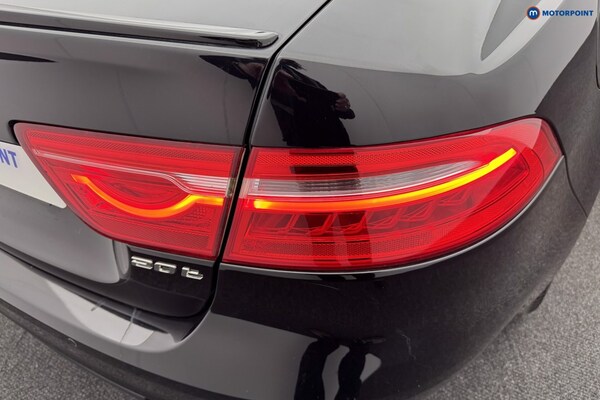 Used Jaguar XE 2019 for sale - 76255582: Photo 37