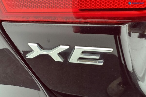 Used Jaguar XE 2019 for sale - 76255582: Photo 39