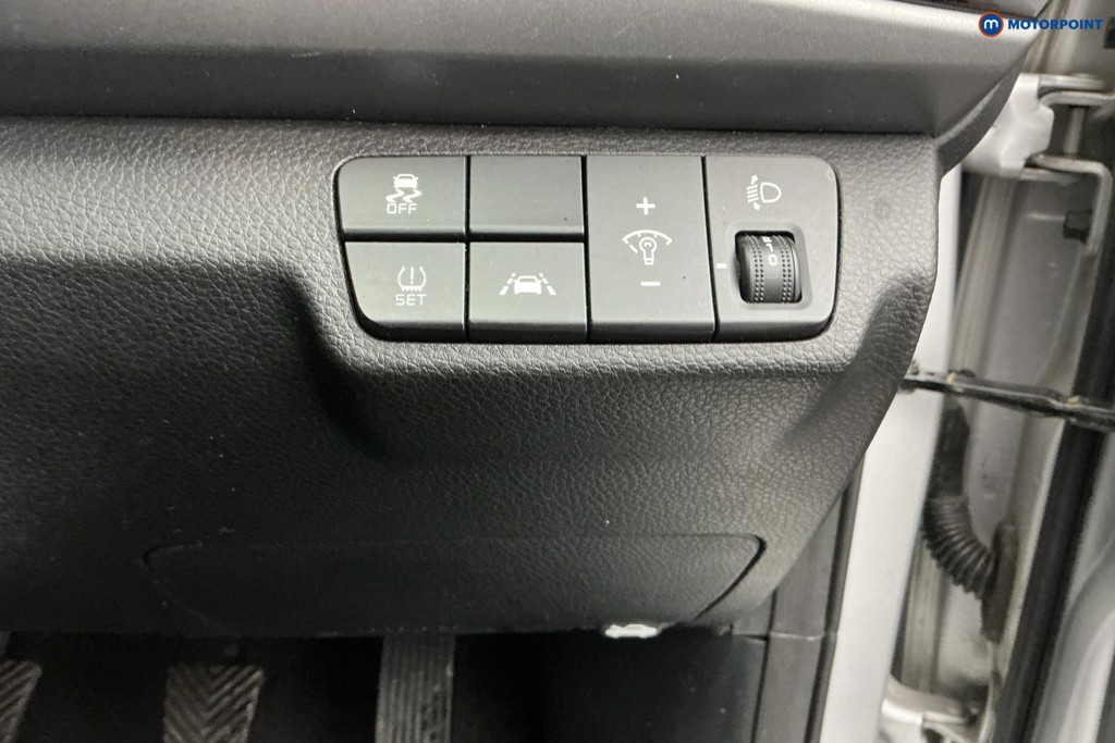 Used Kia Rio 2018 for sale - 76961123: Photo 30