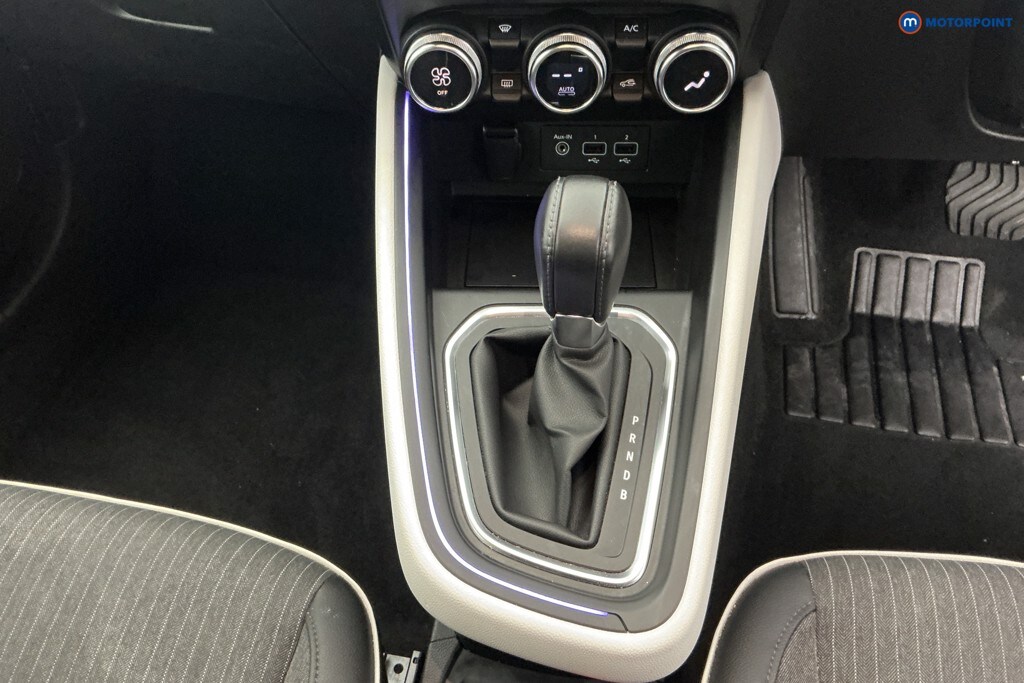 Used Renault Clio 2023 for sale - 77888939: Photo 30