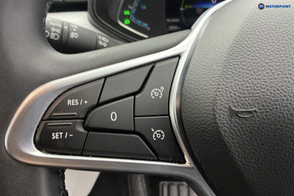 Used Renault Clio 2023 for sale - 77888939: Photo 32