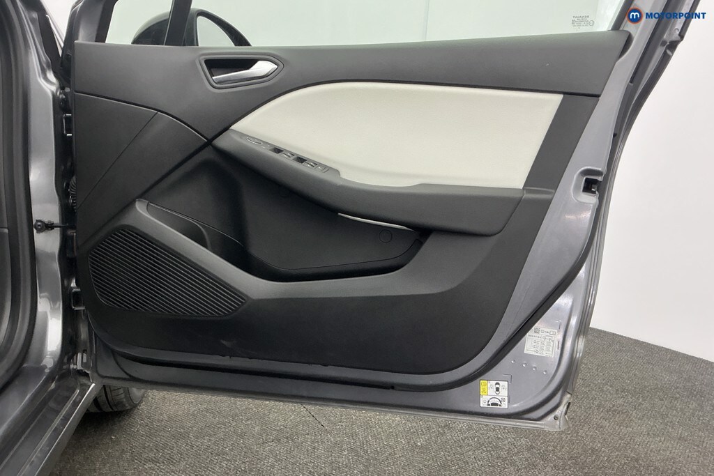 Used Renault Clio 2023 for sale - 77888939: Photo 35