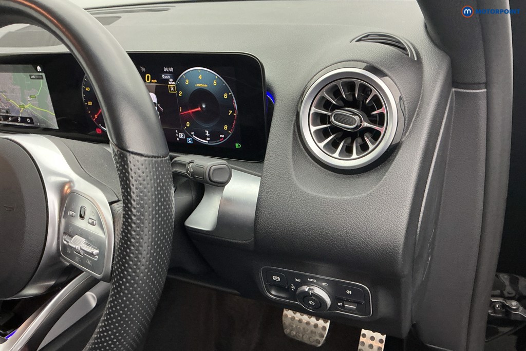 Used Mercedes-Benz GLB 2023 for sale - 76719665: Photo 28