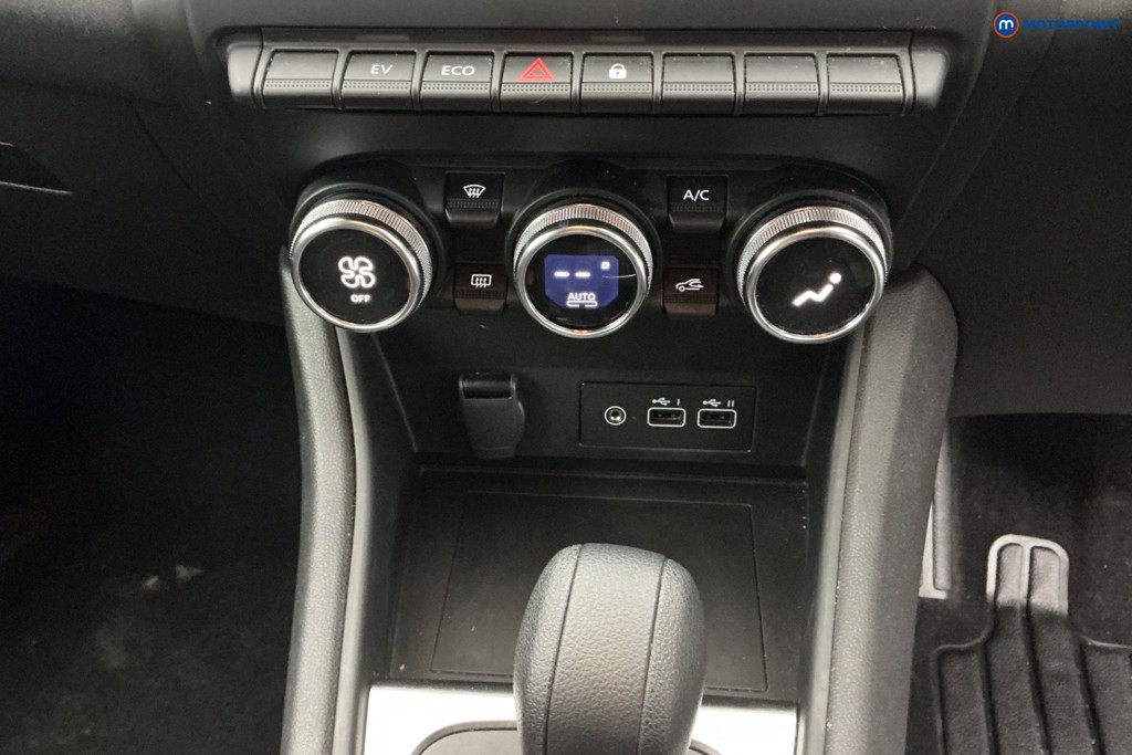 Used Renault Captur 2024 for sale - 77951597: Photo 27