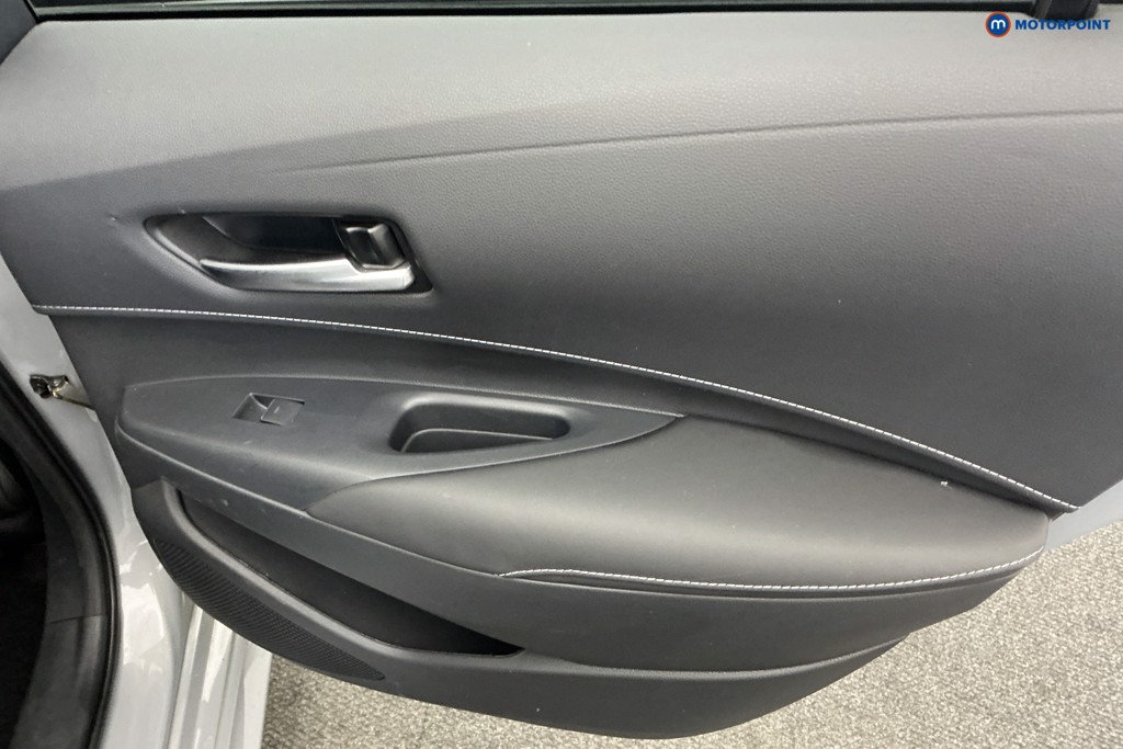 Used Toyota Corolla 2021 for sale - 76693793: Photo 32