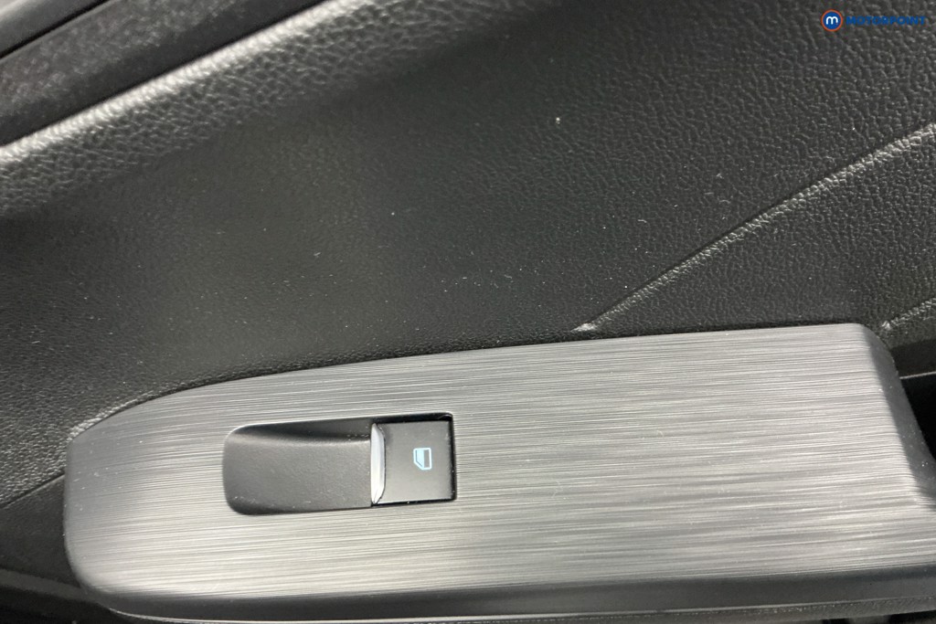 Used Ford Kuga 2023 for sale - 77918947: Photo 38