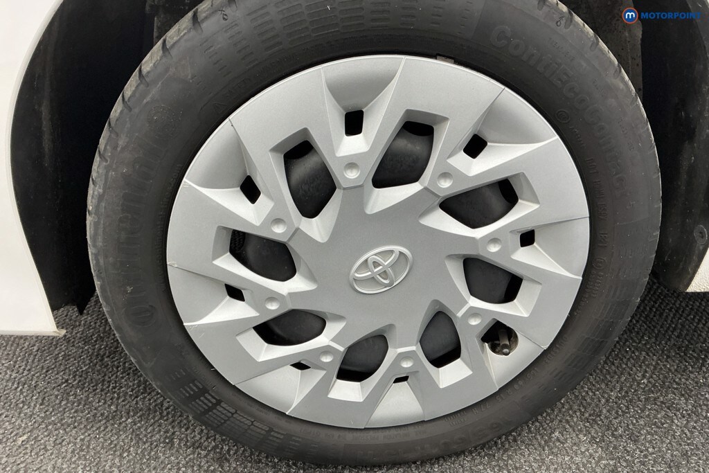 Used Toyota AYGO 2021 for sale - 76416131: Photo 41