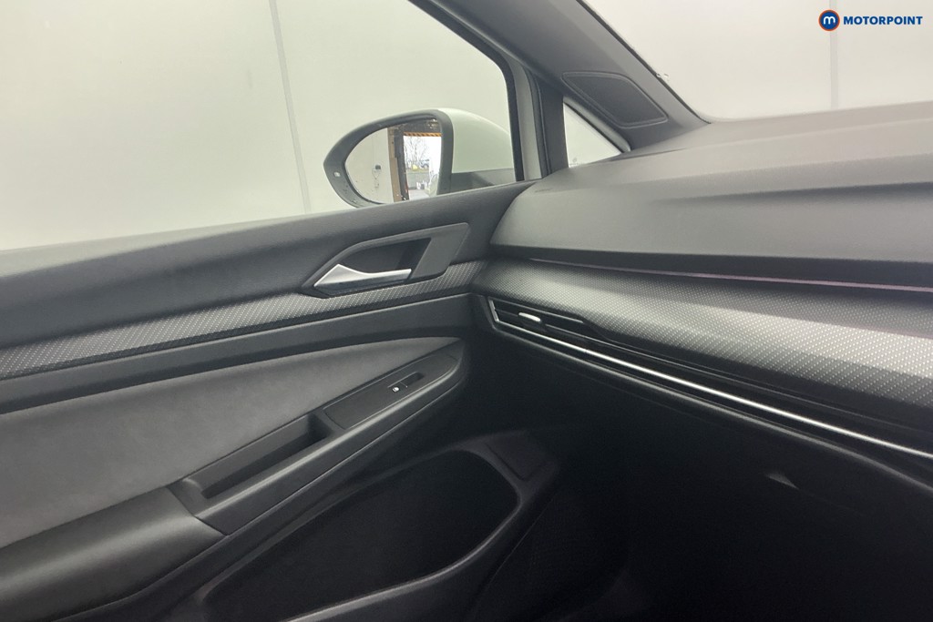 Used Volkswagen Golf 2023 for sale - 77301438: Photo 30