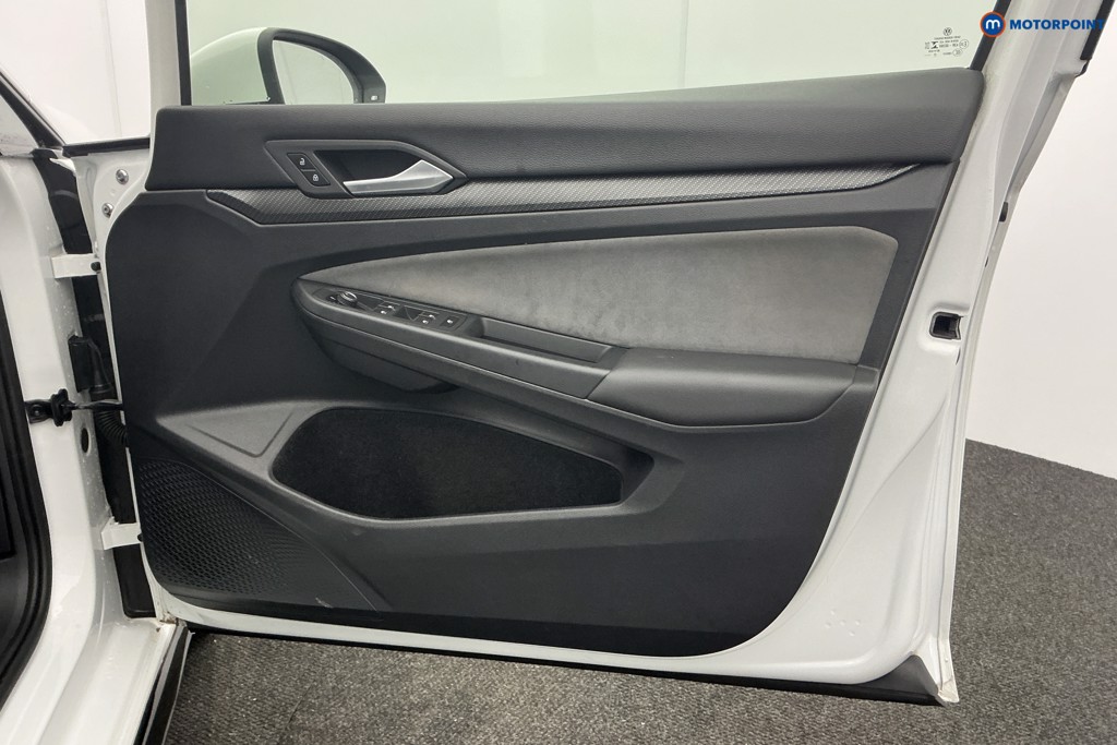 Used Volkswagen Golf 2023 for sale - 77301438: Photo 34