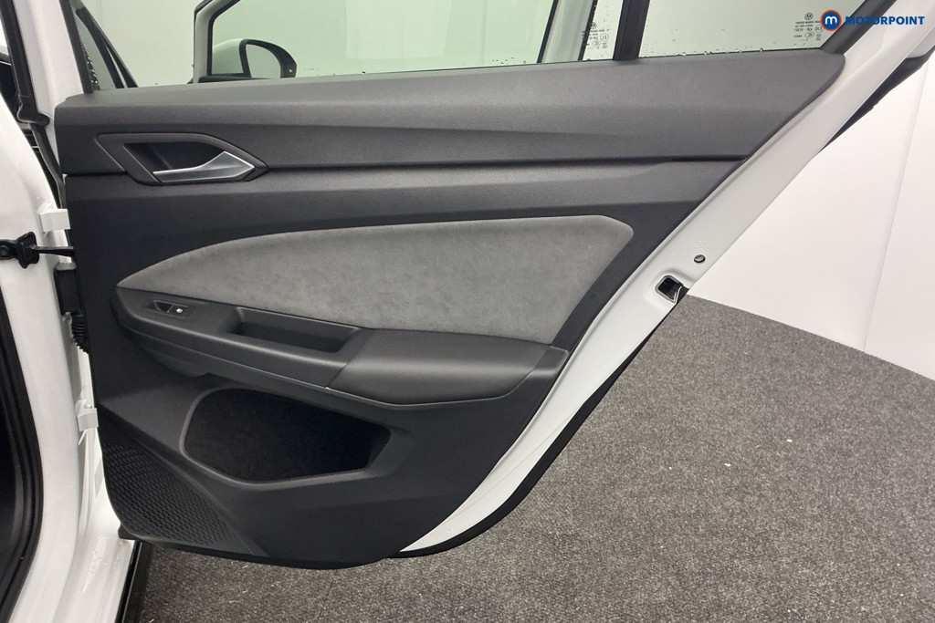 Used Volkswagen Golf 2023 for sale - 77301438: Photo 37