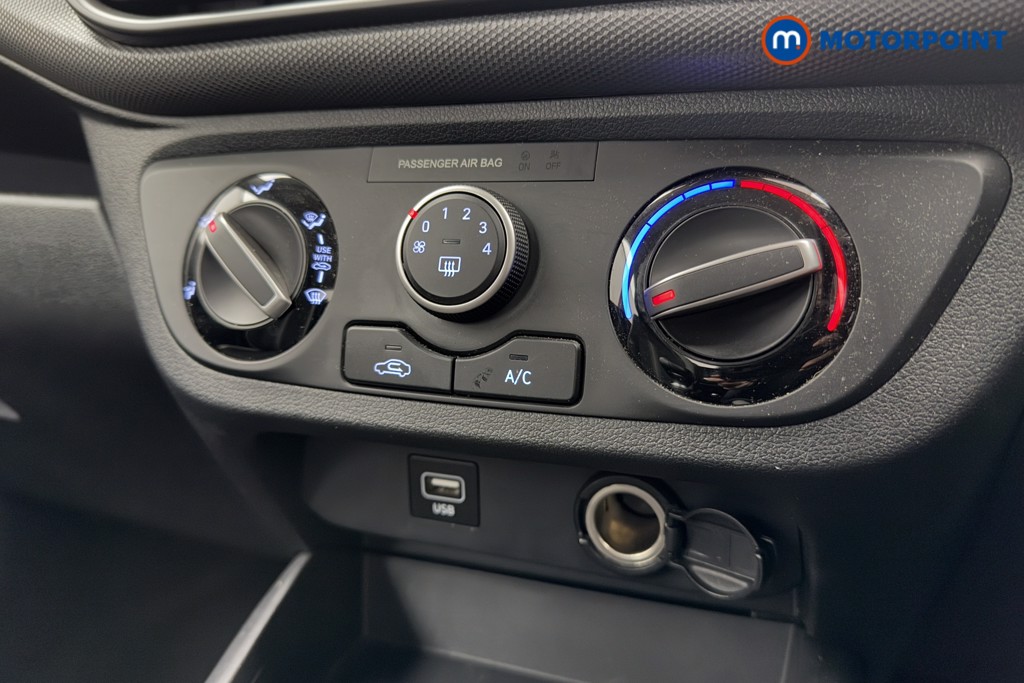 Used Hyundai i10 2020 for sale - 77629695: Photo 20