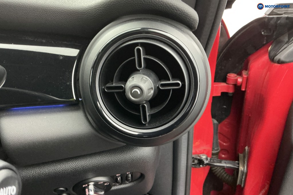 Used MINI Hatch 2022 for sale - 76581000: Photo 26