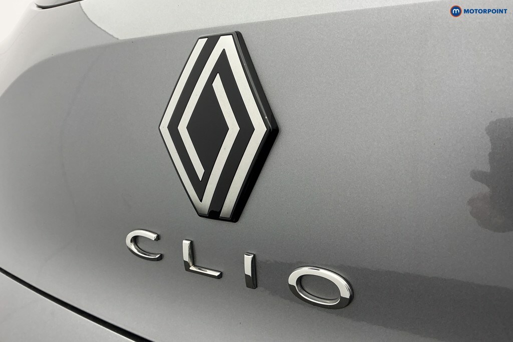 Used Renault Clio 2025 for sale - 77904025: Photo 38