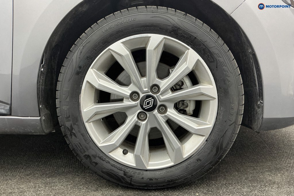 Used Renault Clio 2025 for sale - 77904025: Photo 42