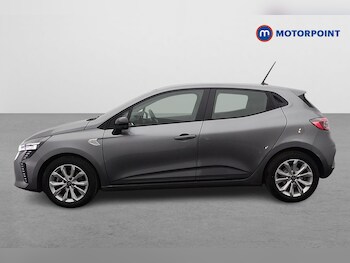 Used Renault Clio 2025 for sale - 77904025: Photo