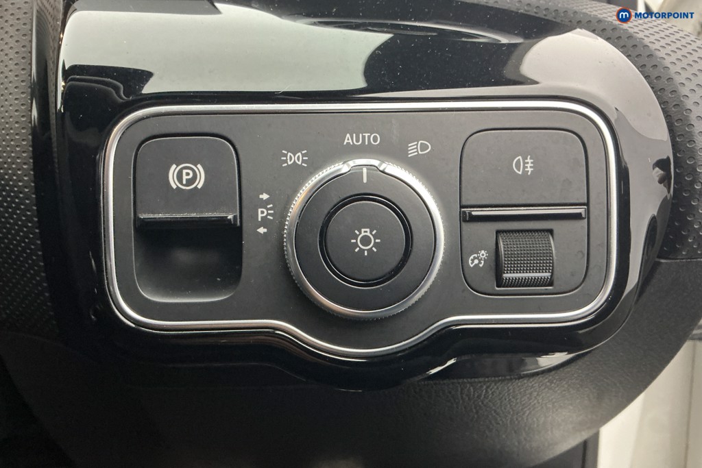 Used Mercedes-Benz A-Class 2019 for sale - 77301472: Photo 33