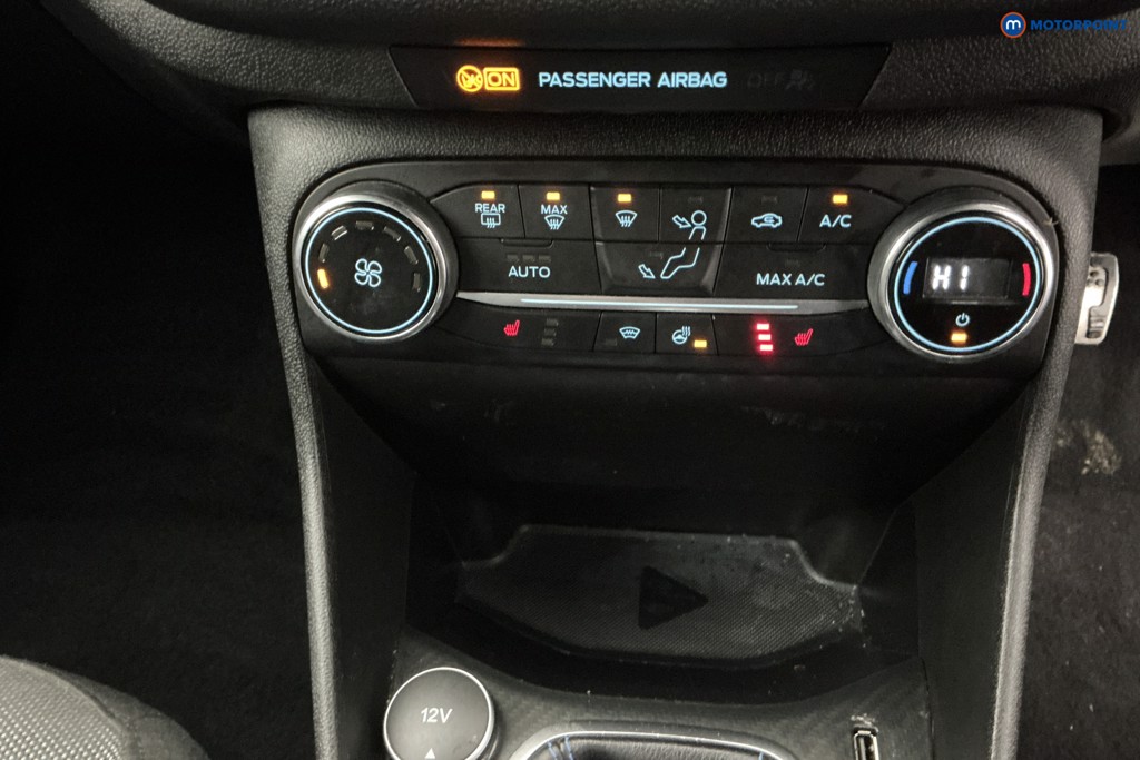 Used Ford Fiesta 2019 for sale - 76889901: Photo 24