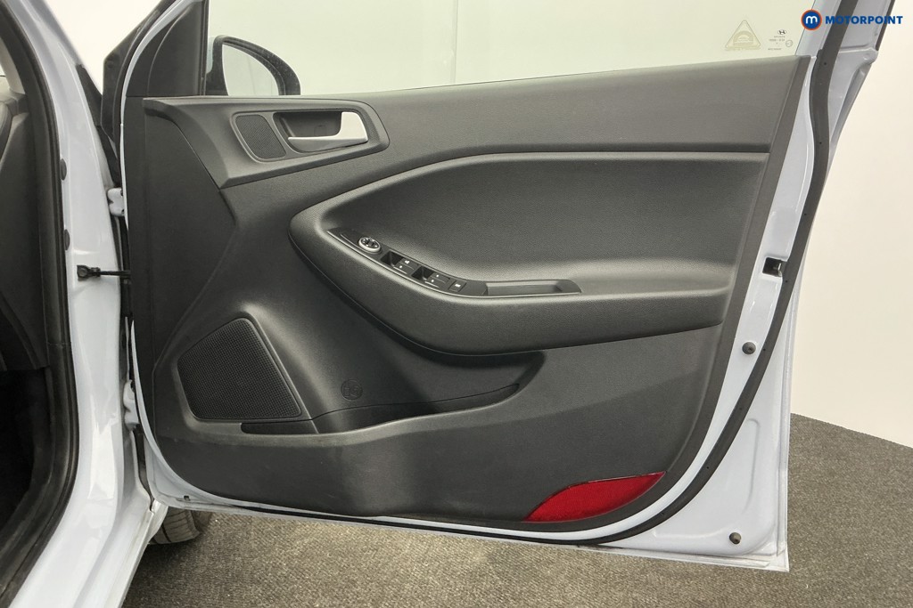 Used Hyundai i20 2019 for sale - 78061677: Photo 34