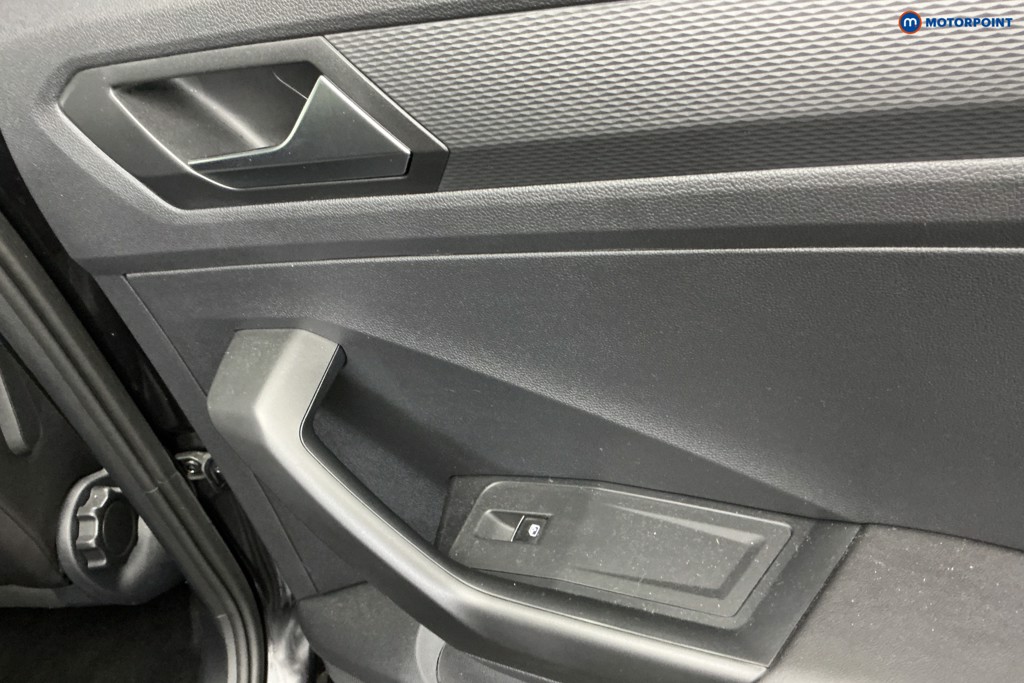 Used Volkswagen T-Roc 2022 for sale - 76710404: Photo 33