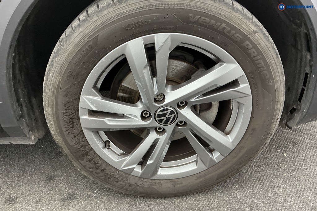 Used Volkswagen T-Roc 2022 for sale - 76710404: Photo 41