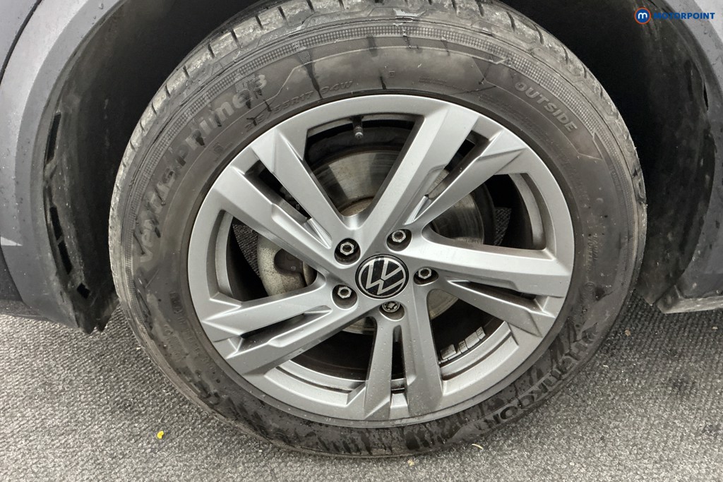 Used Volkswagen T-Roc 2022 for sale - 76710404: Photo 42