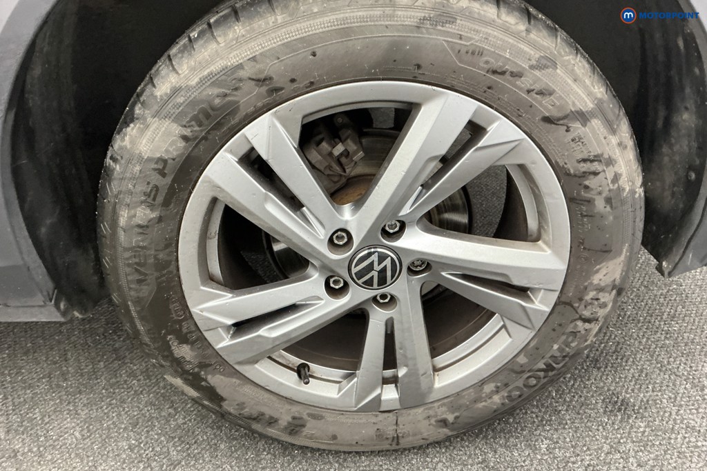 Used Volkswagen T-Roc 2022 for sale - 76710404: Photo 43