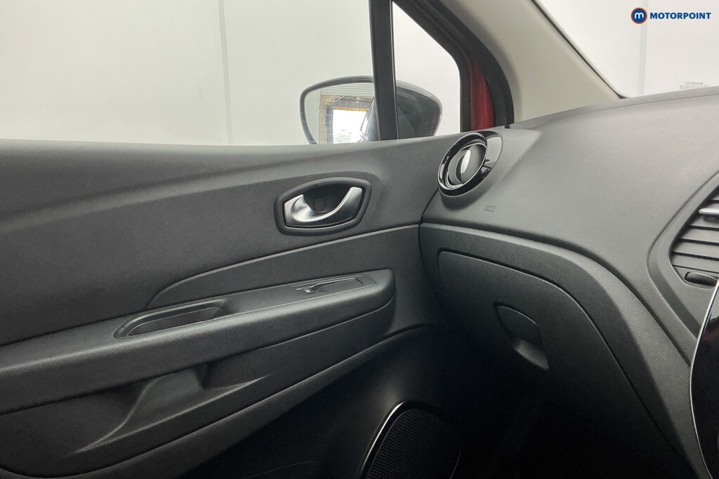 Used Renault Captur 2019 for sale - 77951531: Photo 28