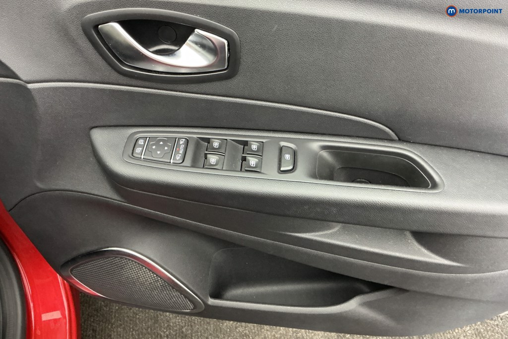 Used Renault Captur 2019 for sale - 77951531: Photo 33