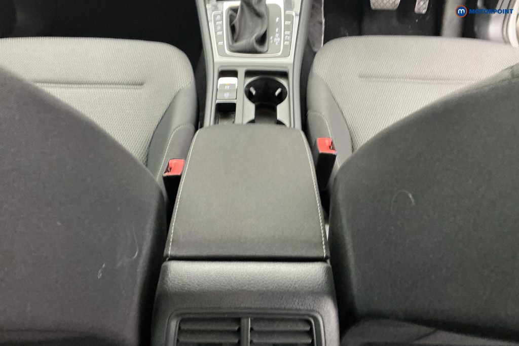 Used Volkswagen Golf 2019 for sale - 76685106: Photo 19