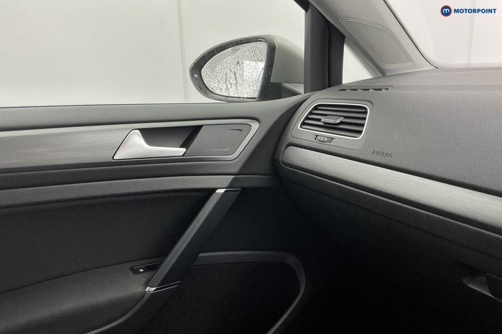 Used Volkswagen Golf 2019 for sale - 76685106: Photo 25