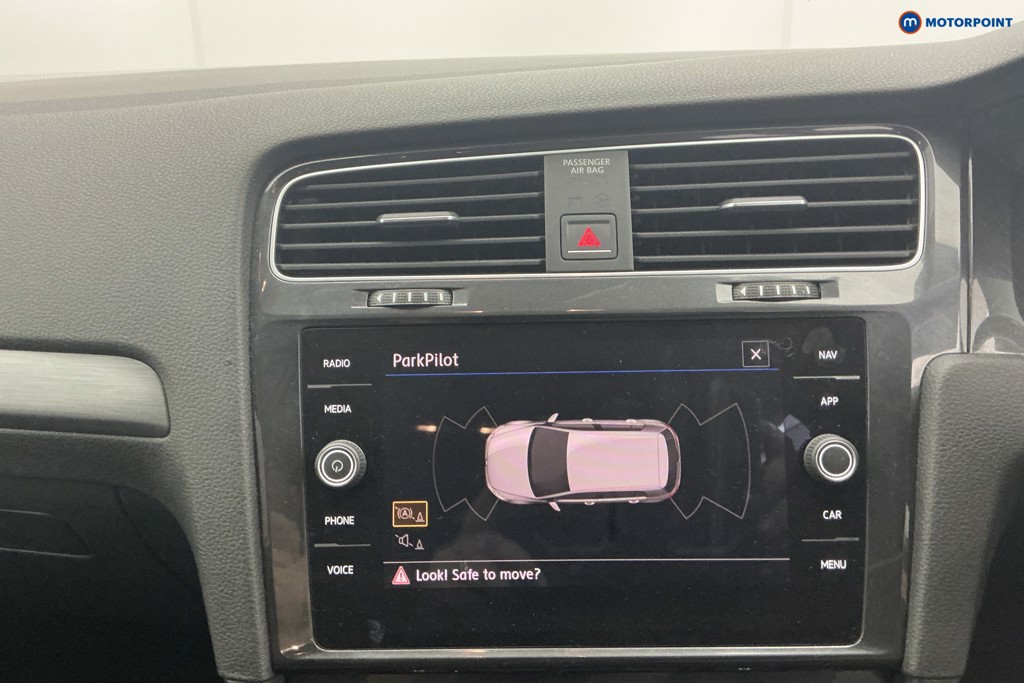 Used Volkswagen Golf 2018 for sale - 77297783: Photo 10