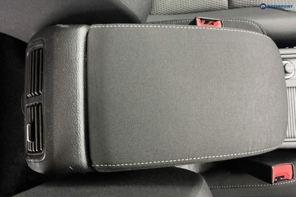 Used Volkswagen Golf 2018 for sale - 77297783: Photo 24